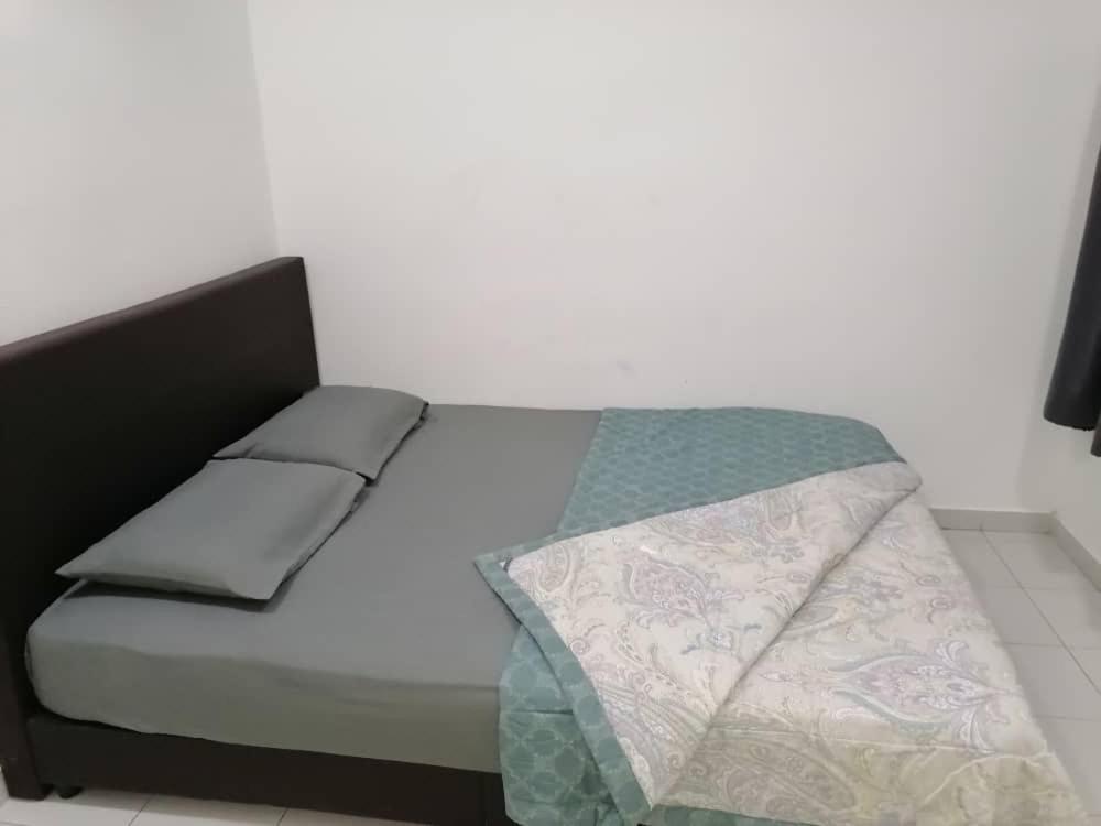 Mesahill Nilai 2 Room Condo - Fast Wifi, Amazing Pool & Tv Eksteriør bilde