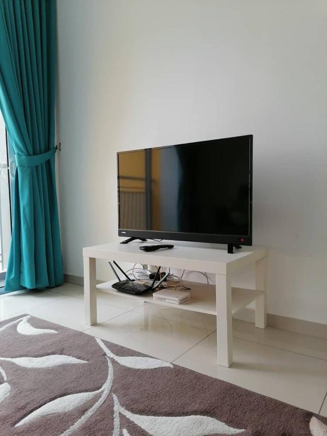 Mesahill Nilai 2 Room Condo - Fast Wifi, Amazing Pool & Tv Eksteriør bilde