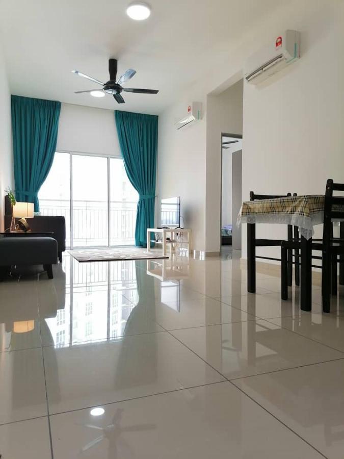 Mesahill Nilai 2 Room Condo - Fast Wifi, Amazing Pool & Tv Eksteriør bilde